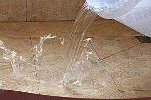 高昌漏水维修 免砸砖防水材料该如何施工